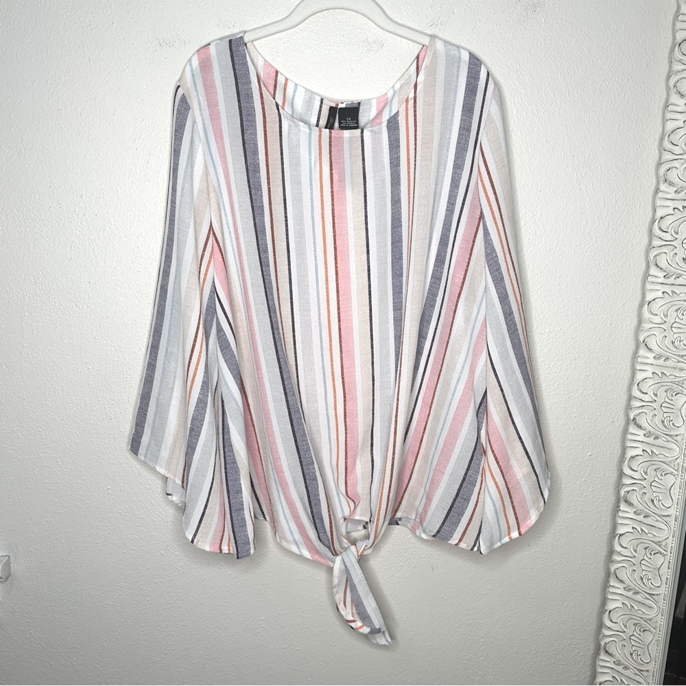 New Directions Curvy‎ 2X Flutter Sleeve Tie Front Blouse​